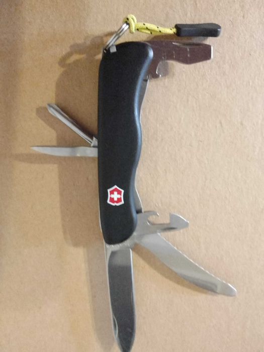 Швейцарский нож Viktorinox
