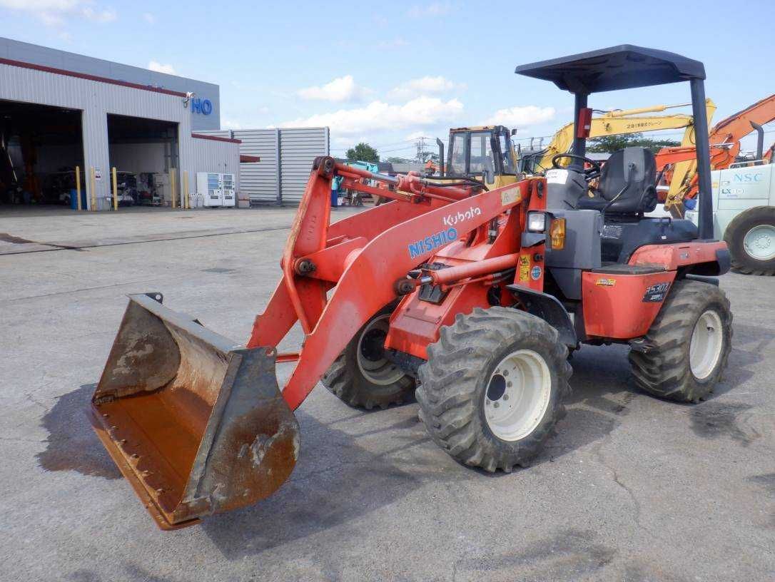 Погрузчик колесный KUBOTA R530 Z