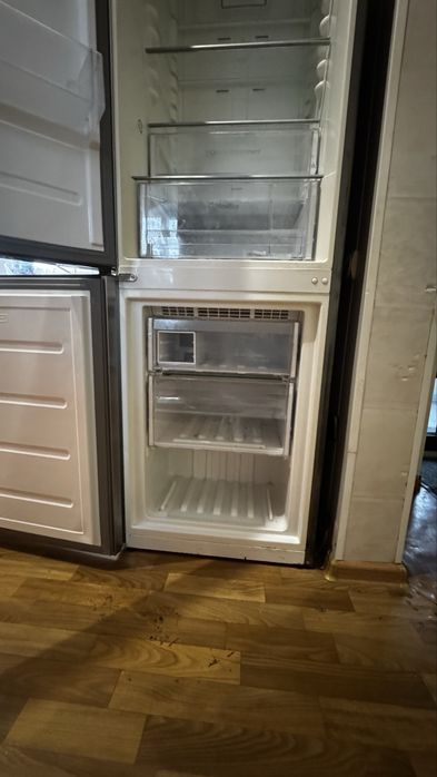 Холодильник Whirlpool no frost