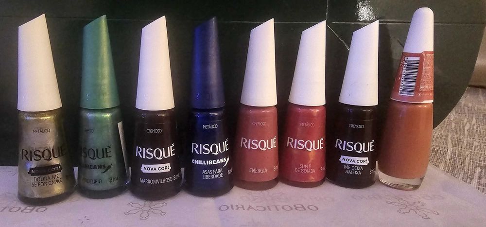 Vernizes risque varias cores