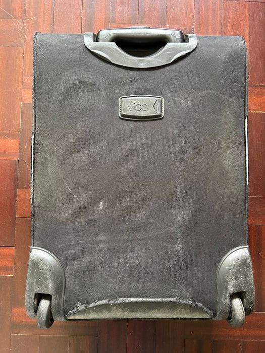 Trolley Cabin Size Vägg Black