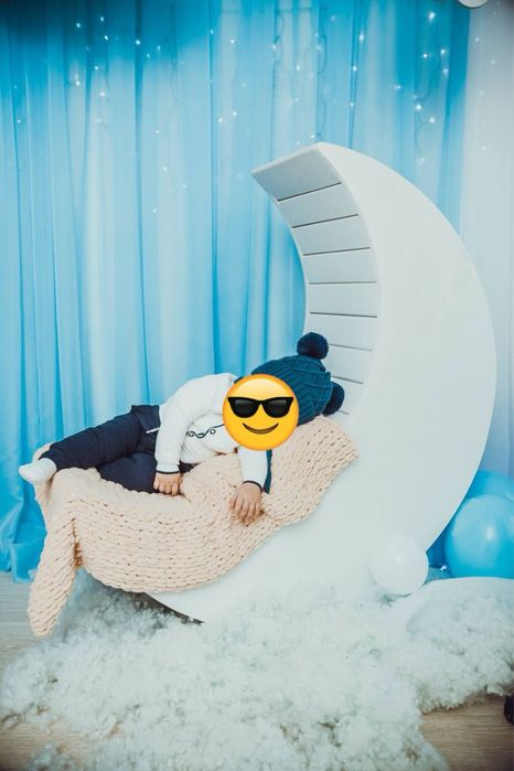 Реквізит для дитячоі фотосесіі , місяць для новорічноі фотосесіі