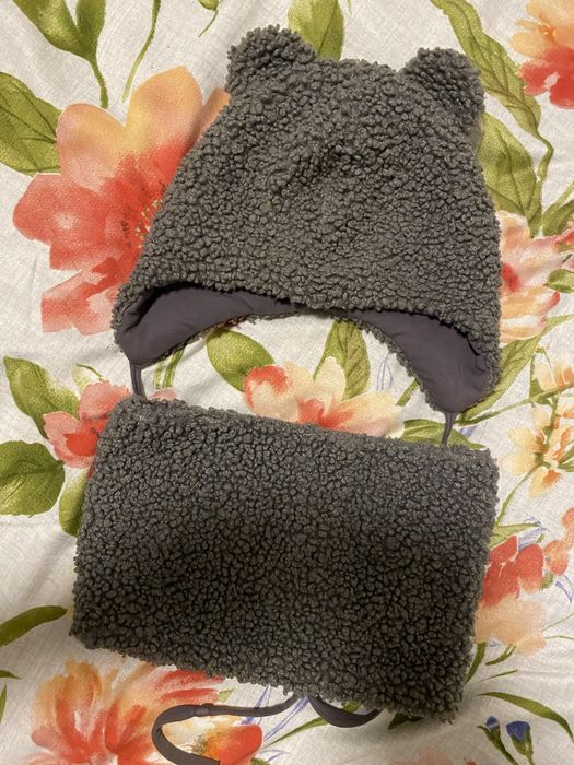 Комплект шапка та хомут Тедді плюс подарунок