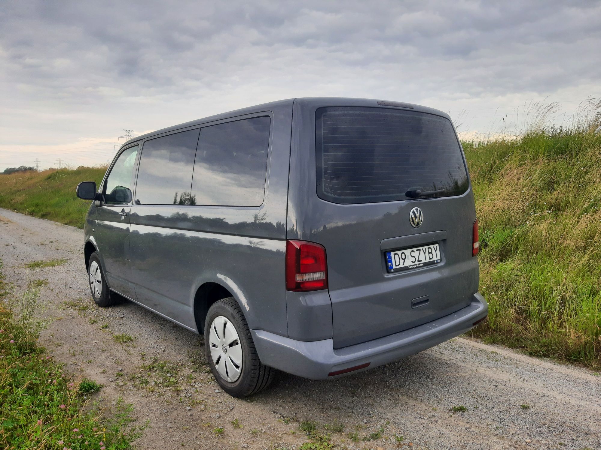 T5 2.0tdi 14r. Osobowy Klima przod i tyl 100% sprawny