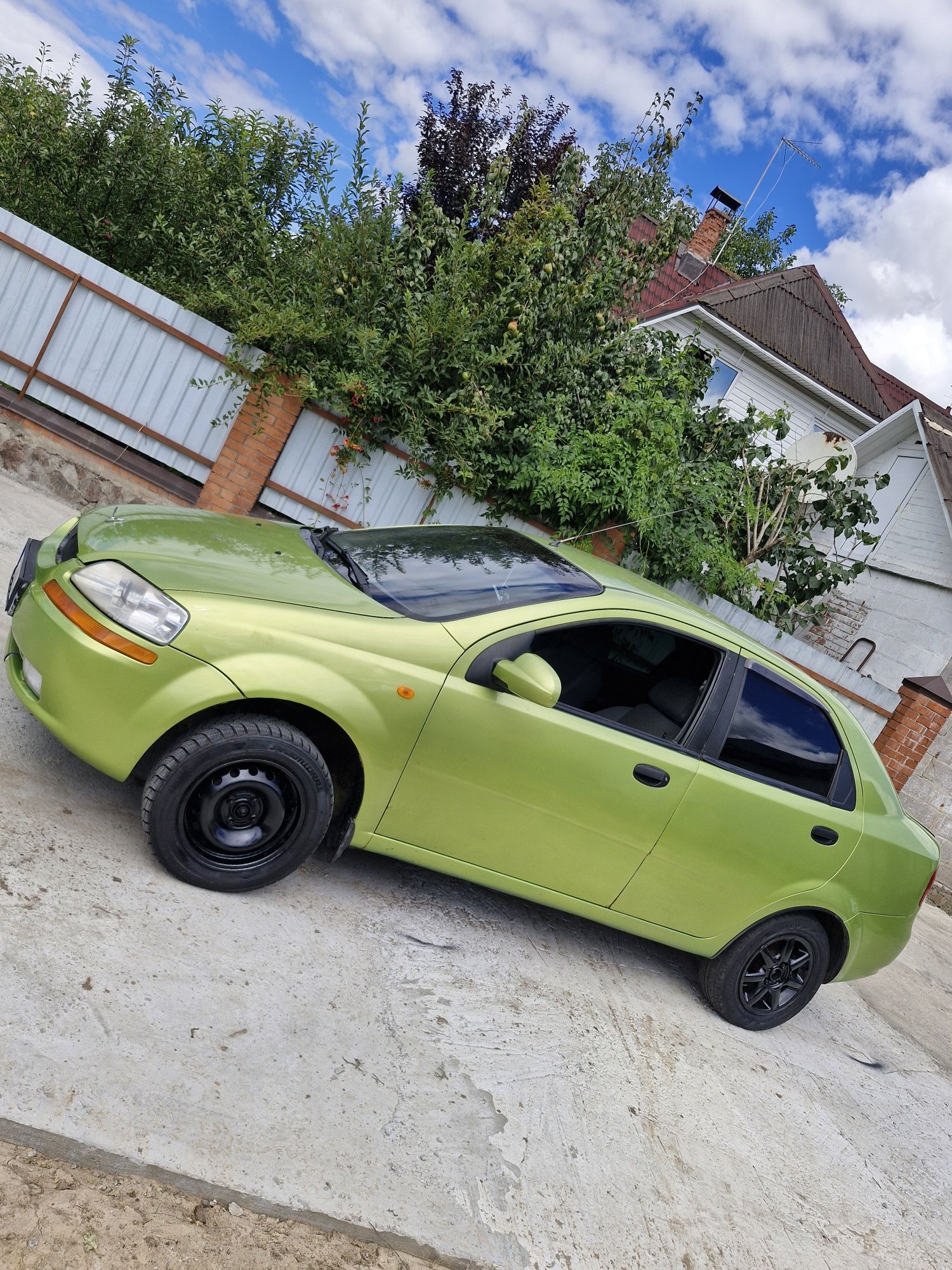 Продам шевроле авео 1.5