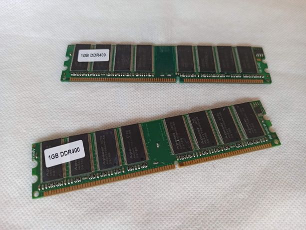 Memória RAM (2x) 1GB DDR400