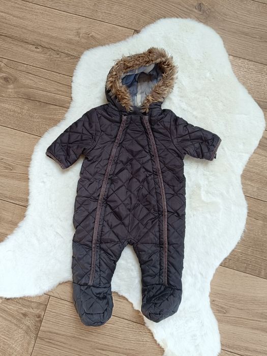 Zimowy ocieplany kombinezon chłopięcy 56 cm