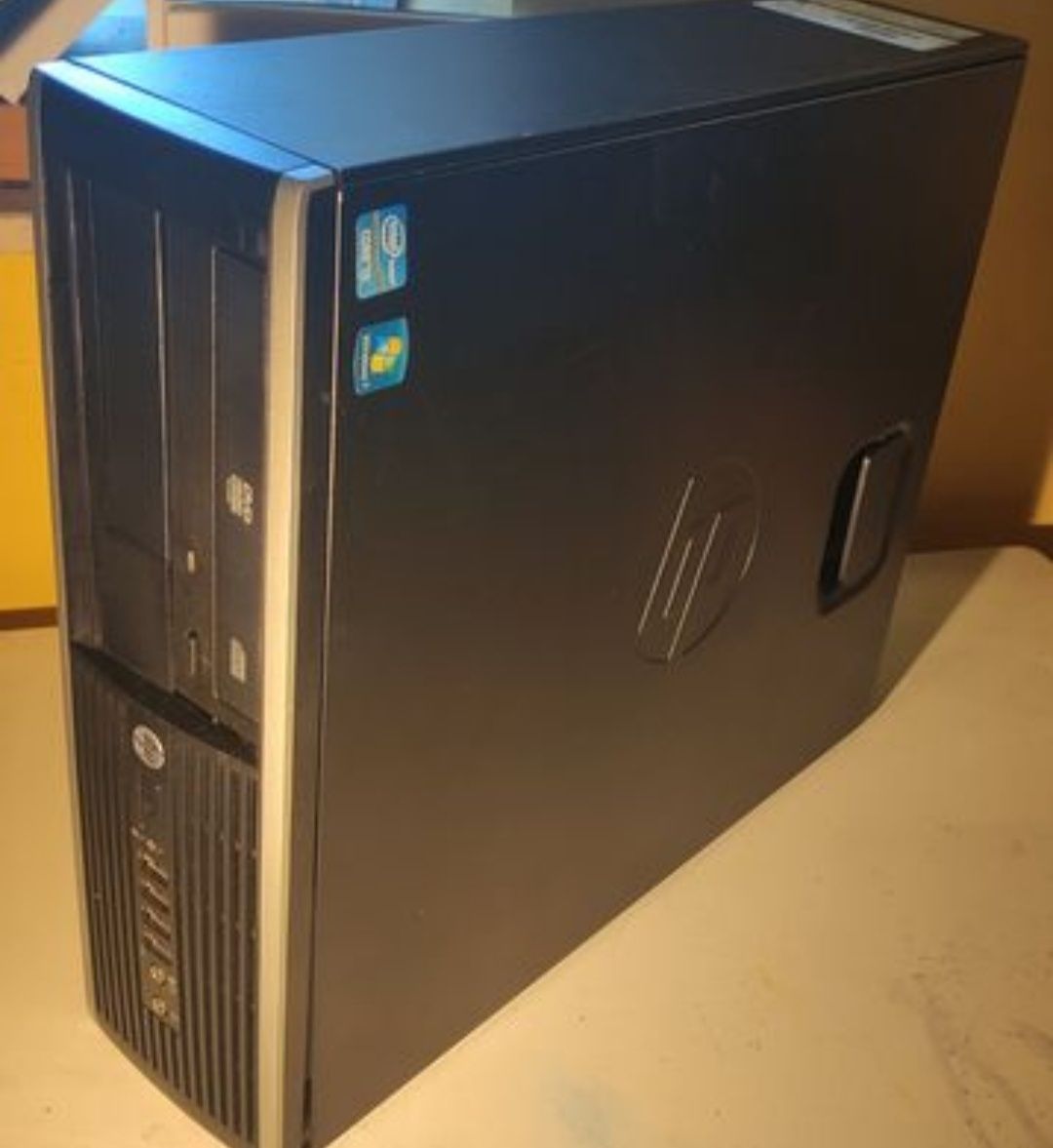 HP Compaq Elite 8300 SFF