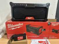 Акумуляторна Bluetooth-колонка Milwaukee 2952-20 M18 Jobsite Radio