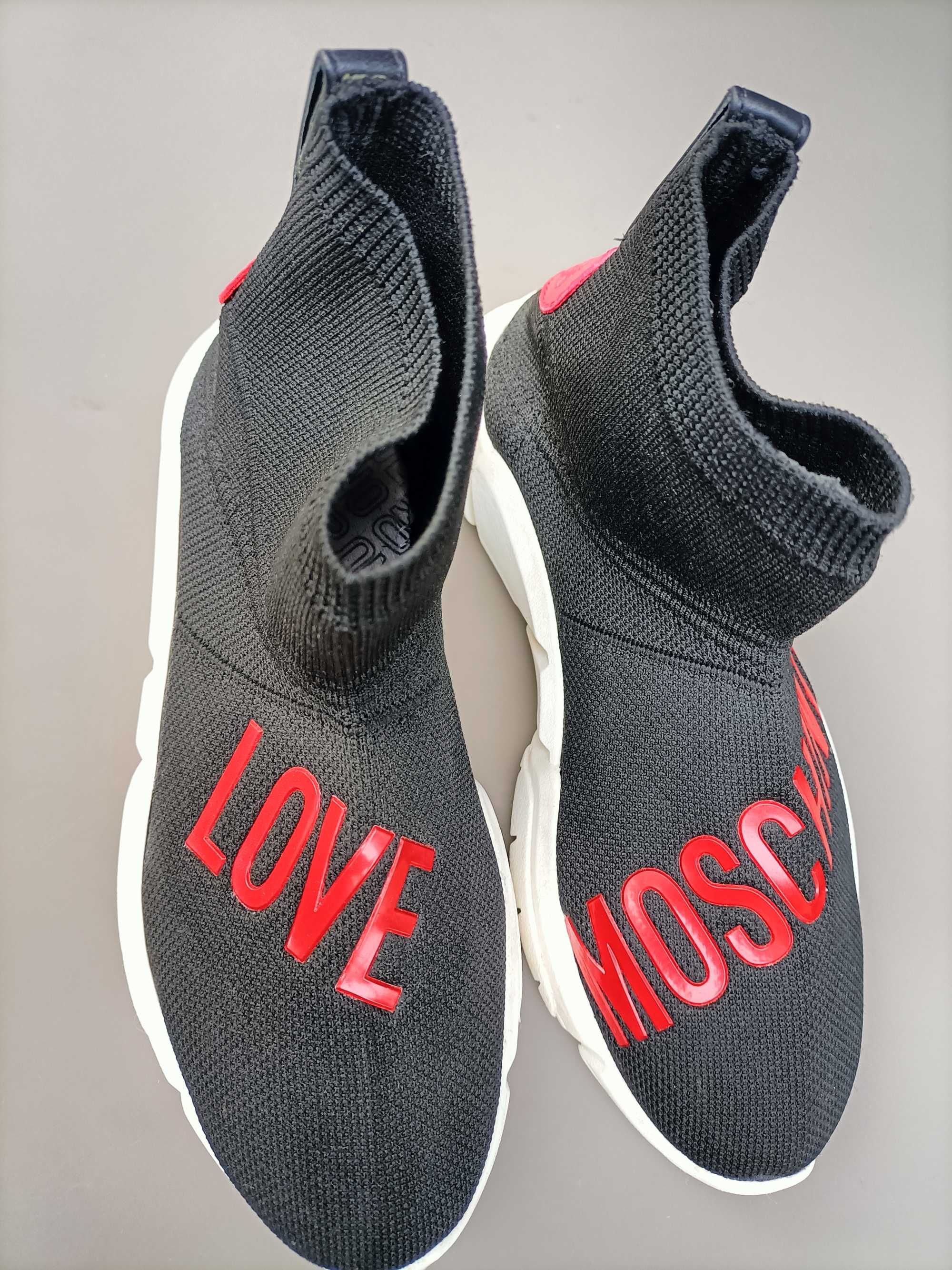 Buty sportowe damskie Love Moschino