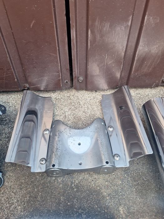 Pozostałości Suzuki VL 1500 Intruder LC