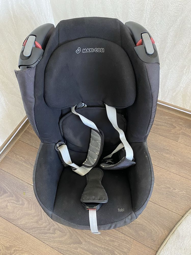 Автокресло Maxi-Cosi Tobi