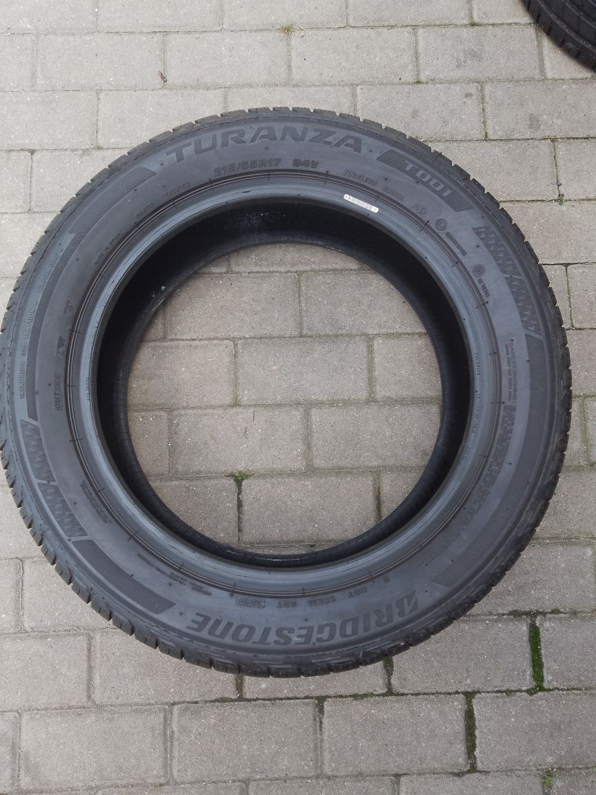 215/55r17 Bridgestone turanza t001