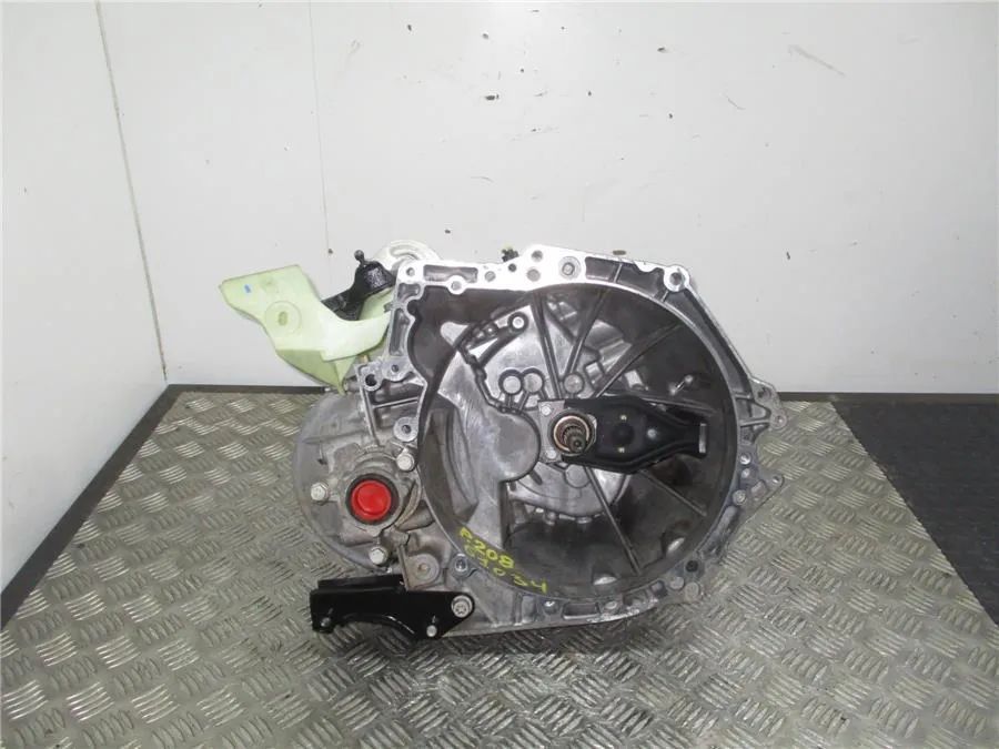 Caixa de Velocidades Peugeot 208 / DS3 1.6Bluehdi 20ET31 em Stock