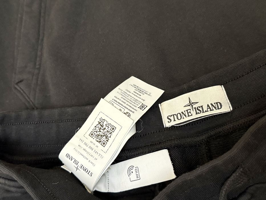 Продам костюм stone island оригинал размер М