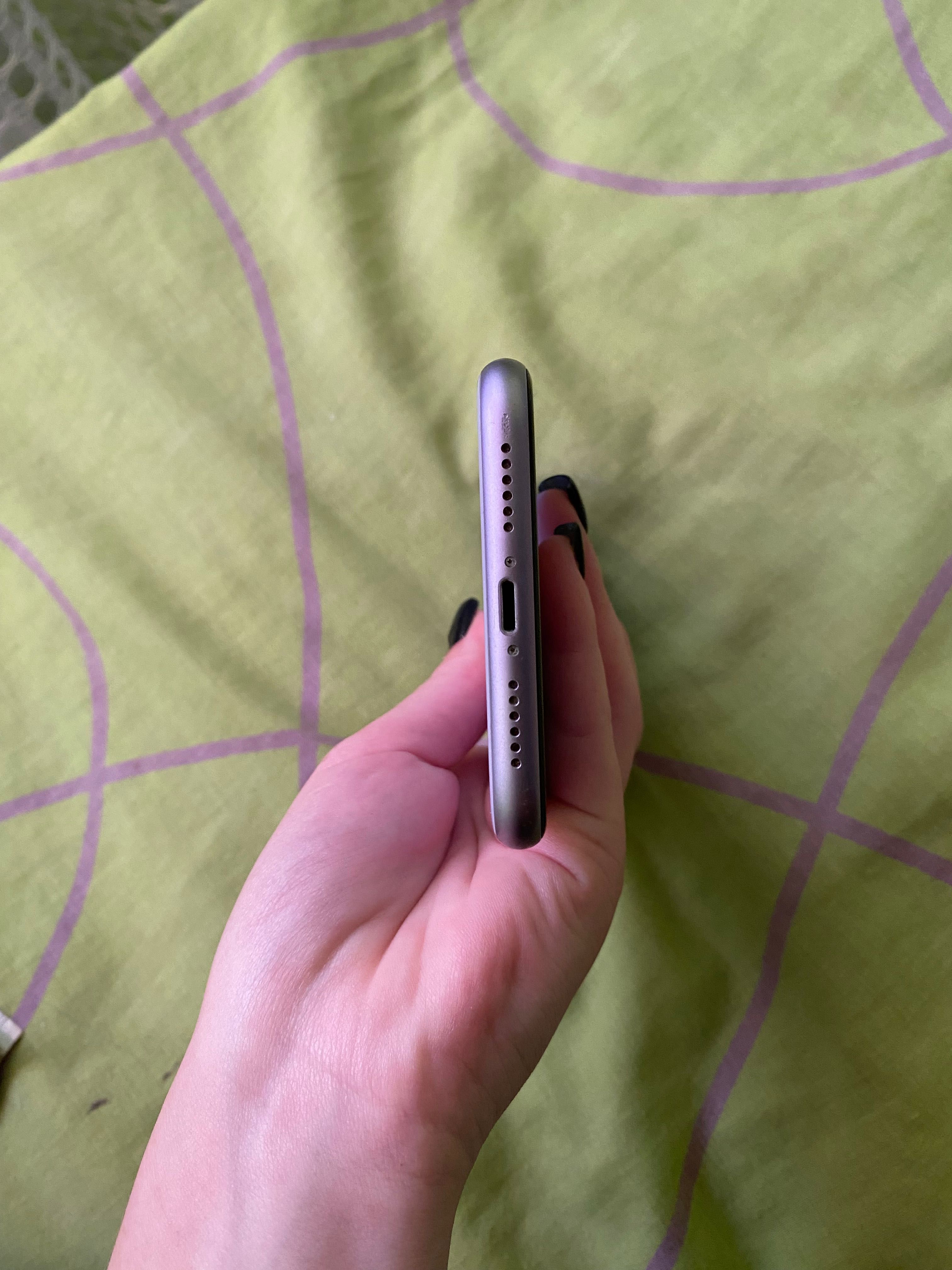 Apple iPhone 11 128 Gb Purple ідеальний стан r-sim