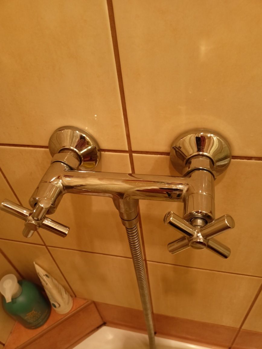 WC umywalka bidet baterie i inne