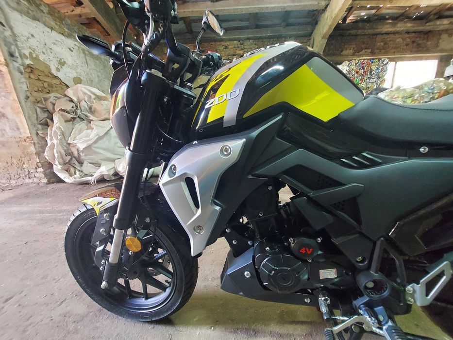 Продам мотоцикл Lifan sr220