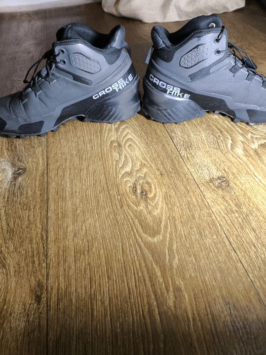 Кросівки Salomon