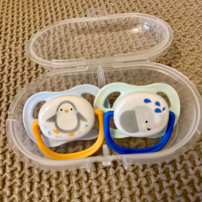 Smoczki silikonowe Avent (0-6 m) Ultra air gryzaczek