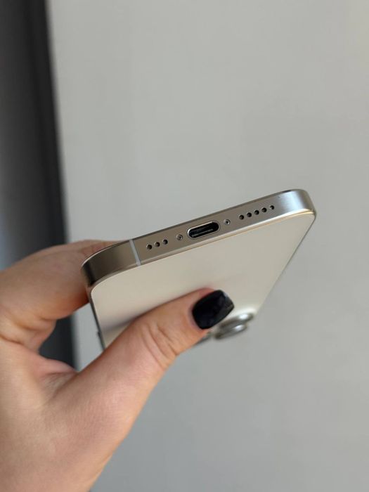 Apple iPhone 15 Pro 128GB White. Neverlock. Esim