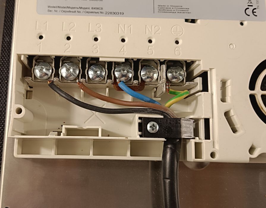 Płyta indukcyjna HISENSE I6456CB