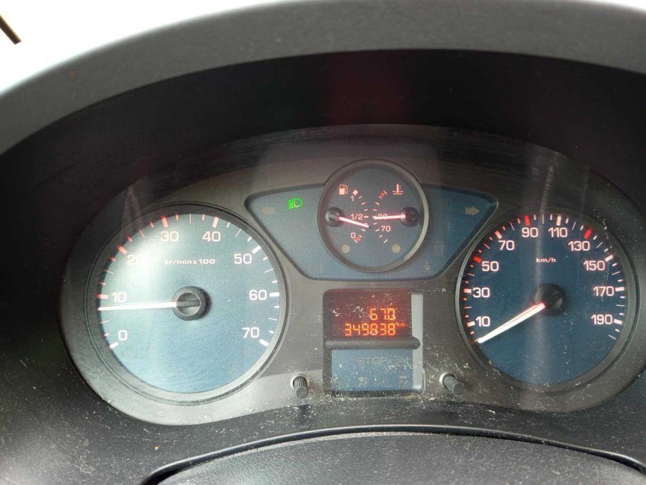 Sprzedam Berlingo z silnikiem 1.6 disel 90