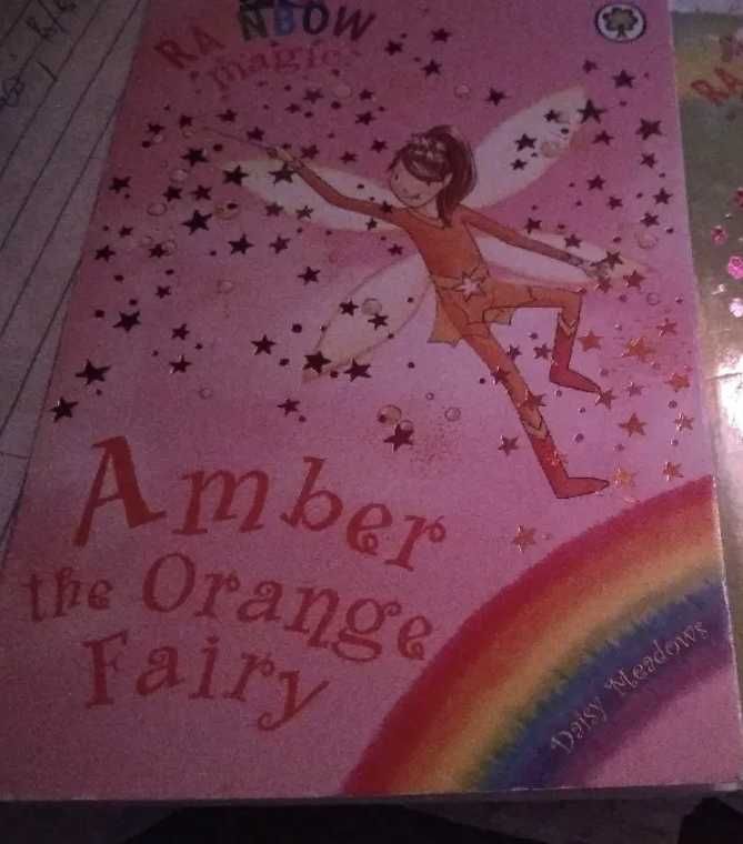 детская книга RAINBOW Magic на английском языке радуга розовая