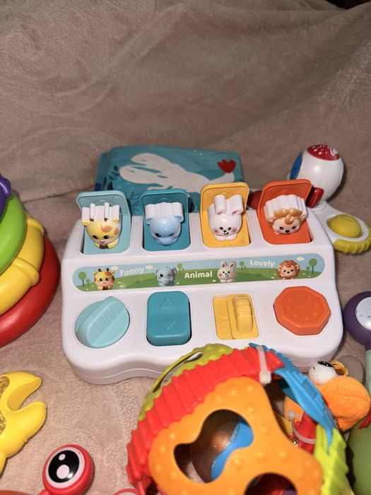 Іграшки для малят