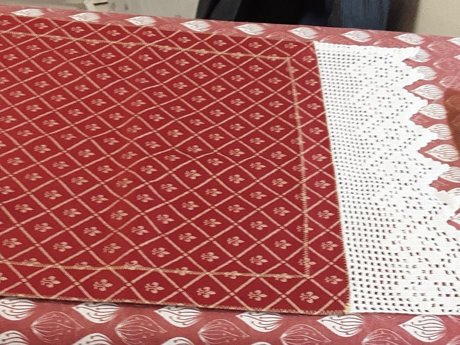 Corredor de mesa bom tecido