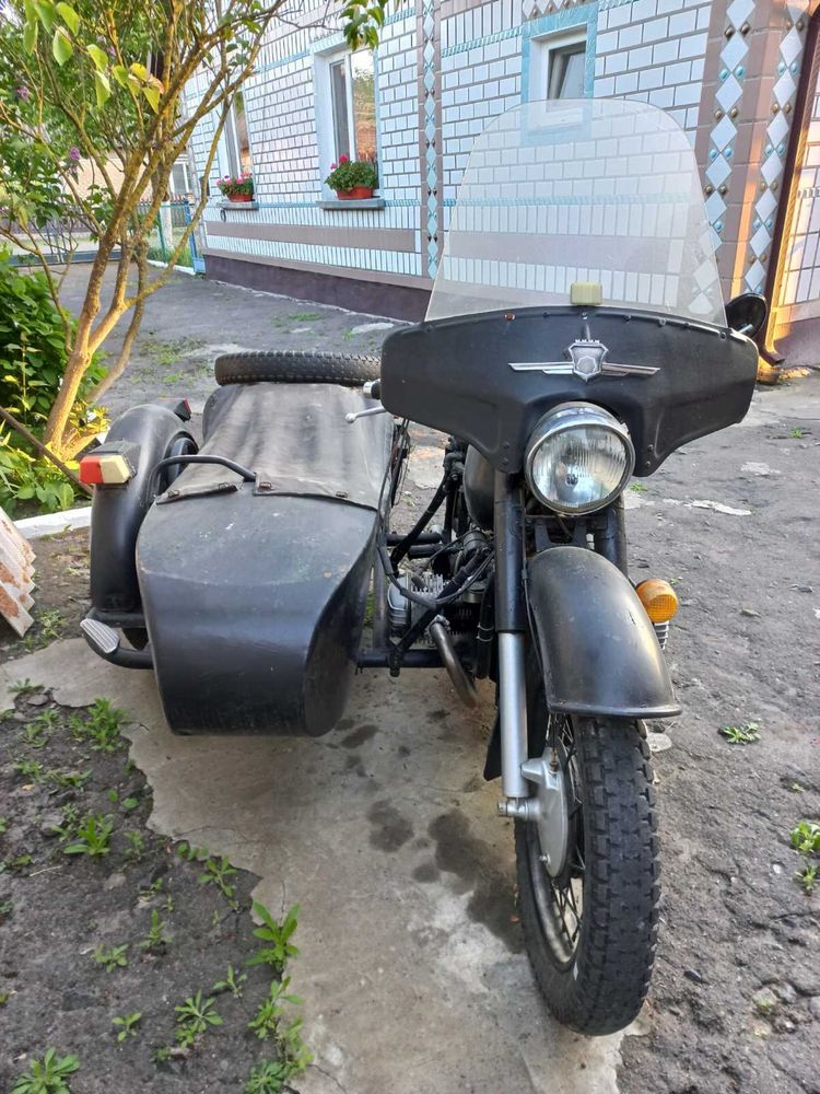 Мотоцикл Дніпро 11 з документами та каляскою