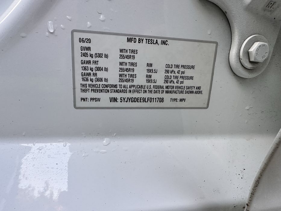 Tesla Model Y LONG RENG DUAL MOTOR Можливий обмін!