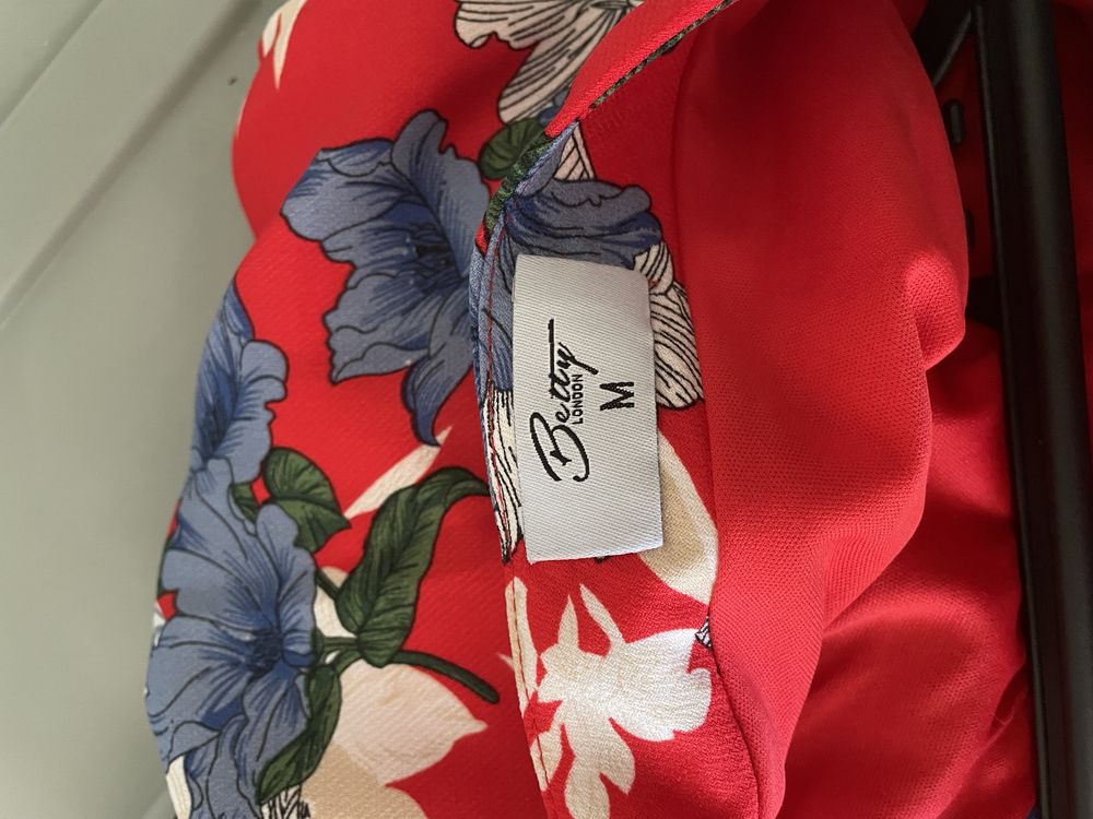 Vestido midi florido