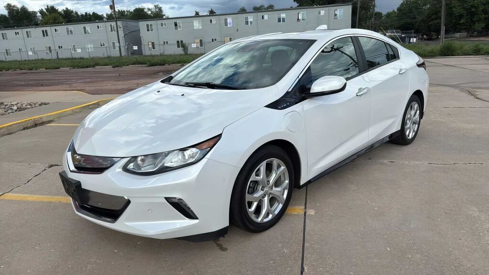 Chevrolet Volt      2017