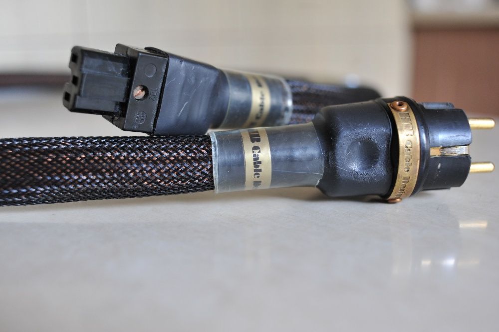 HB Cable Design Golden Sunrise 1.5m мережевий кабель Hi-End PayPal