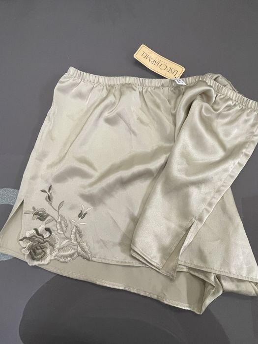 Нові !! Жіночі ШОРТИКИ  шовкові, розмір 50-52 , оригінал  Франція
