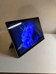 Tablet Surface Pro 6 i5/8GB/256GB + 2 klawiatury, dock, ładowarki