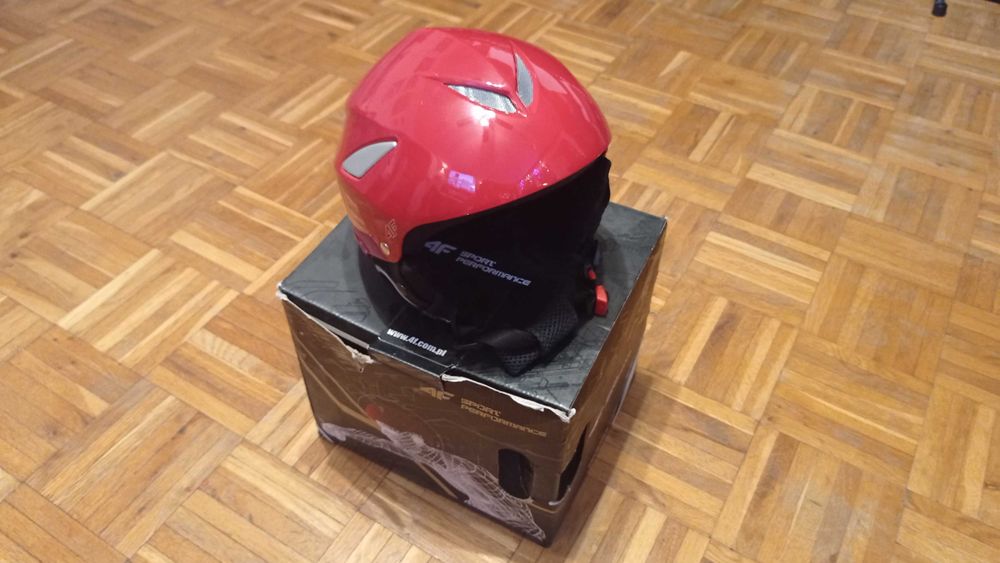 Kask narciarski 4F dla dziecka xxs 51/52