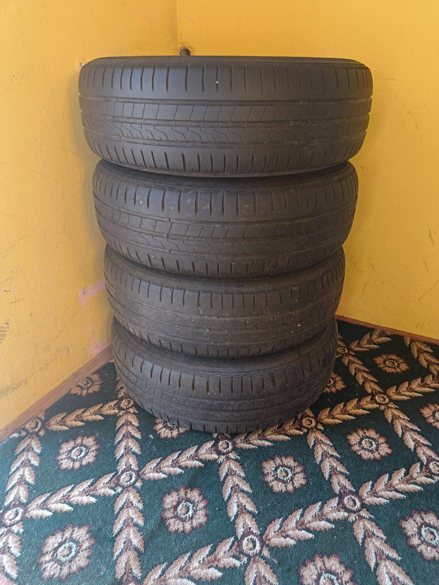 Комплект літньої гуми Ланос r13 70 175 Hankook