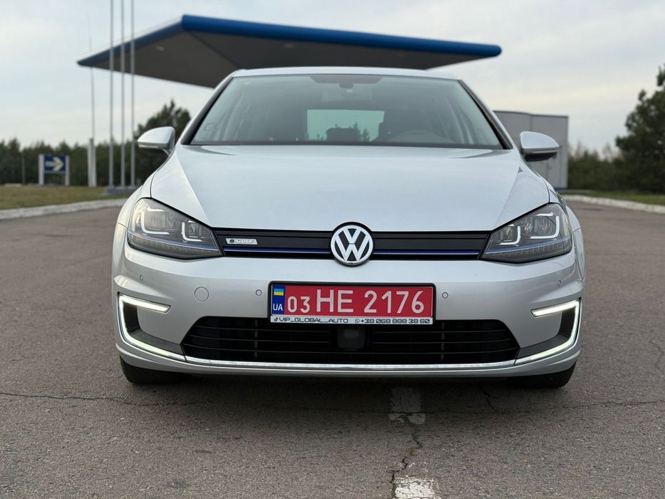 Volkswagen e-Golf 2015