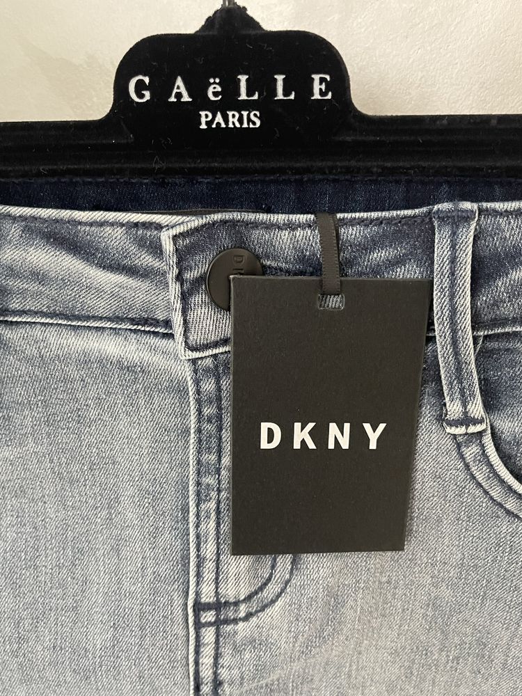 DKNY оригинальные джинсовые юбки Size: 10,12,16 лет