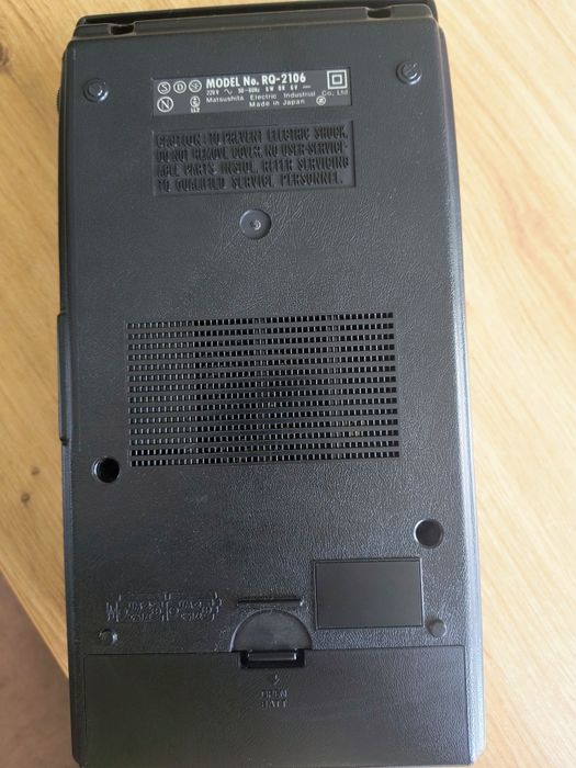 Magnetofon Panasonic RQ-2106 Made in Japan  Stan kolekcjonerski