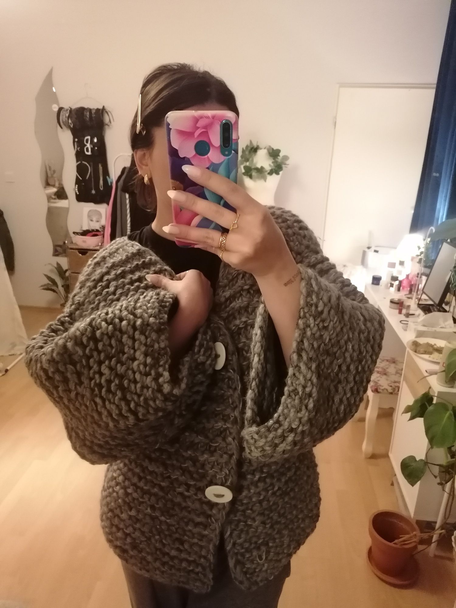 Szary gruby sweter ręcznie robiony na drutach handmade nowy