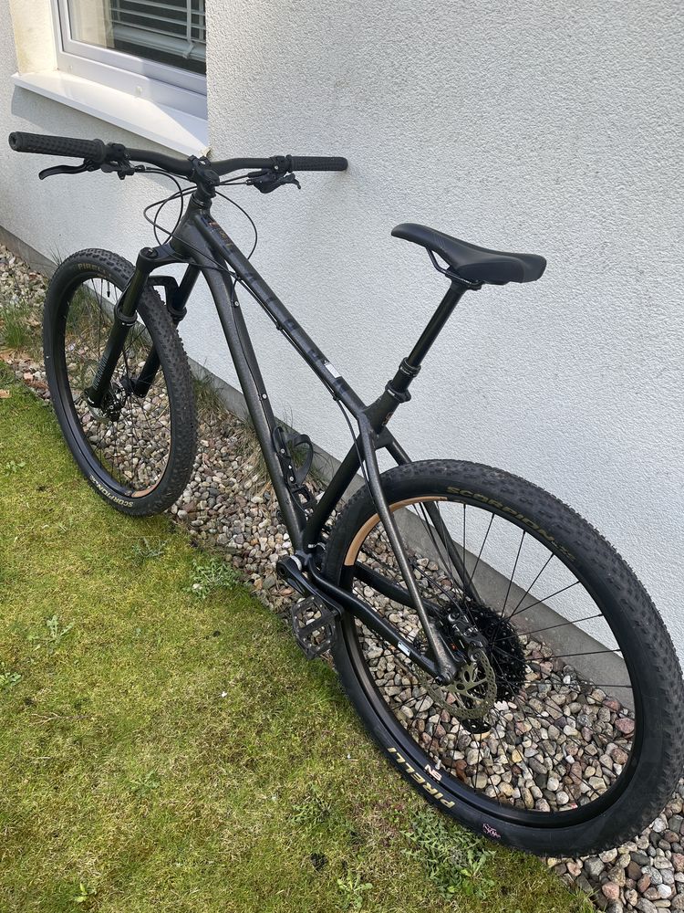 Rower NS Bikes Eccentric Alu L Opony Pirelli