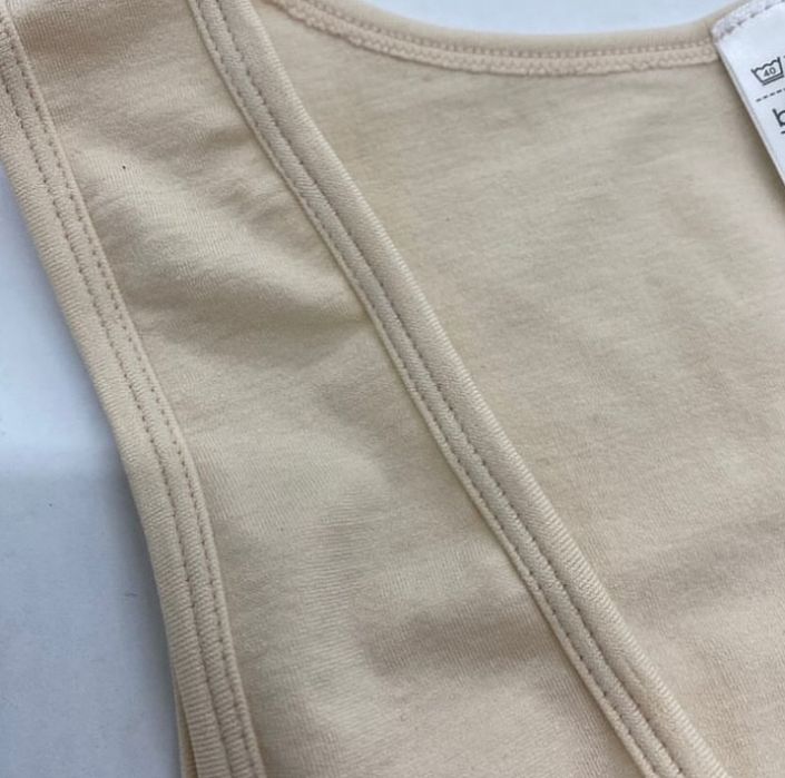 Майка жіноча корегуюча- р. L ( 48/50)