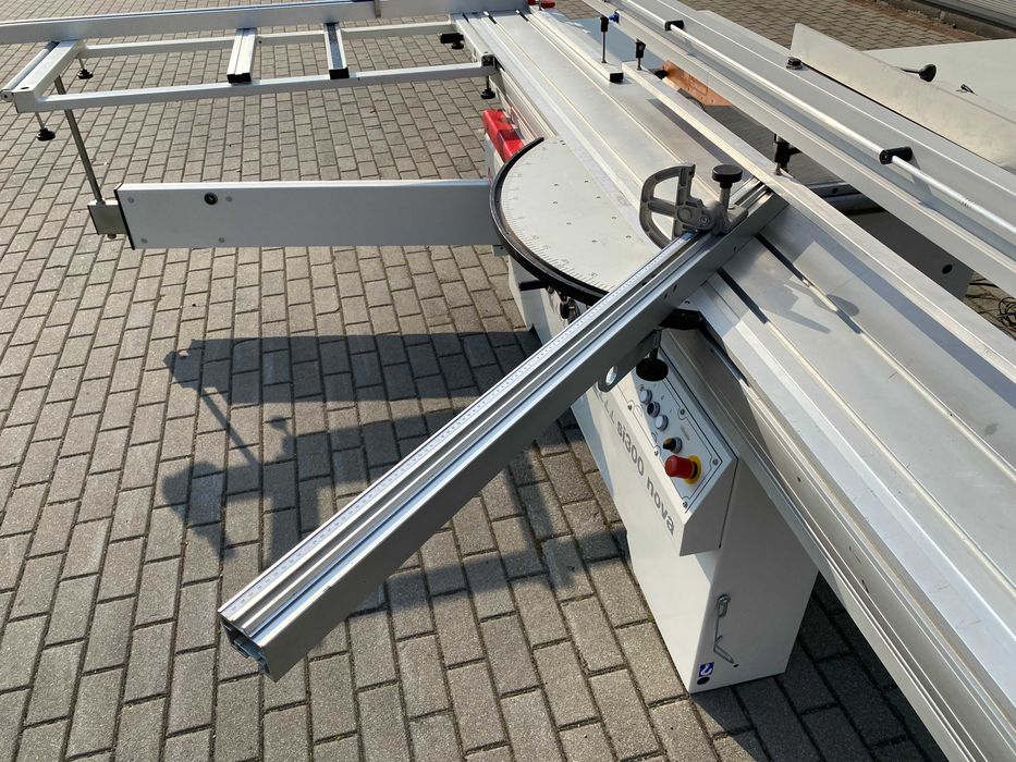 Piła formatowa SCM SI 300 nova