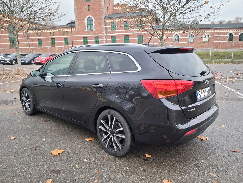 Kia Ceed 1.6 BENZYNA business line.LED NAVI KAMERA Tylko do 15 grudnia