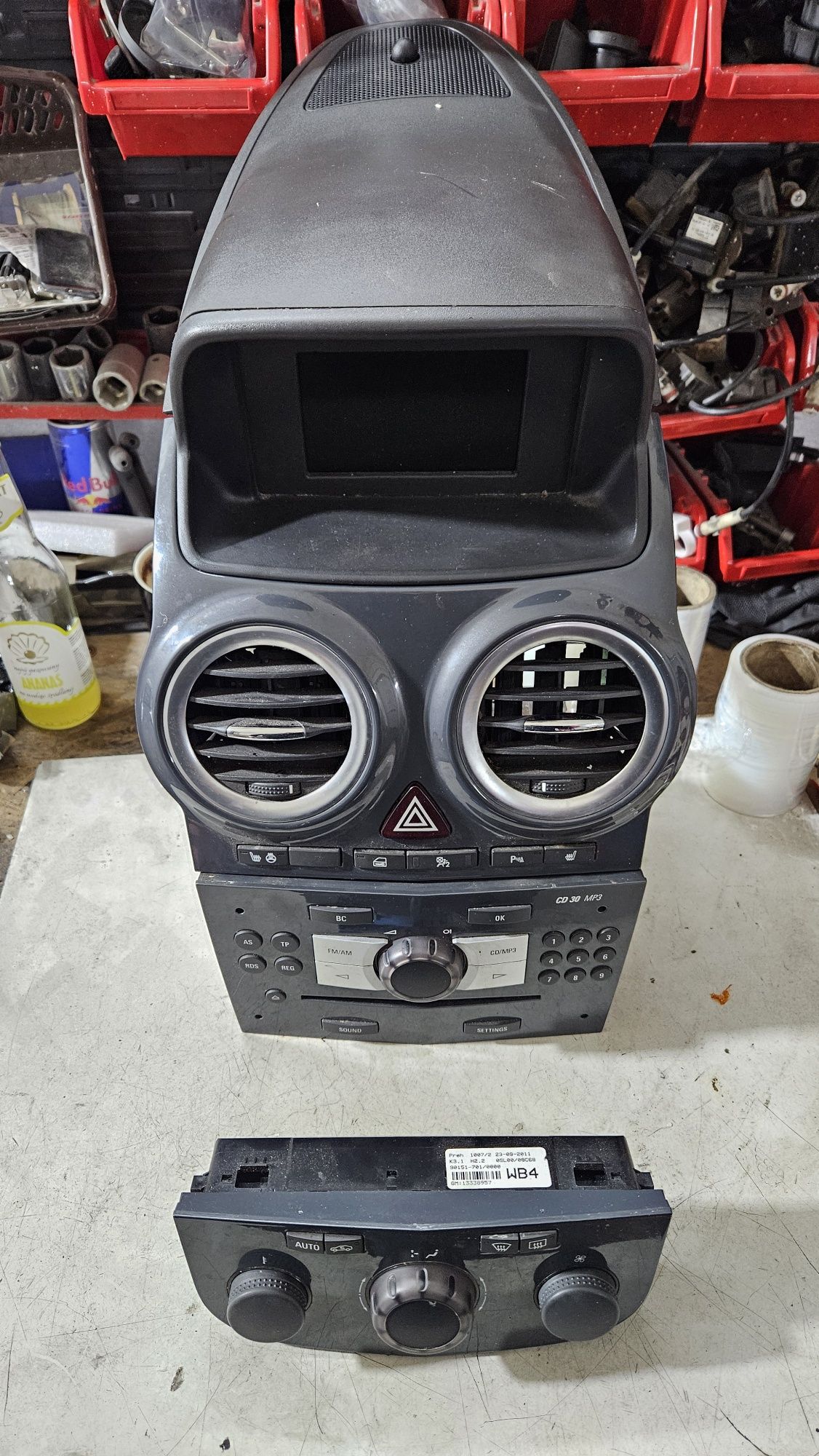 Radio komplet wyświetlacz panel dekor CD30 mp3 opel corsa d