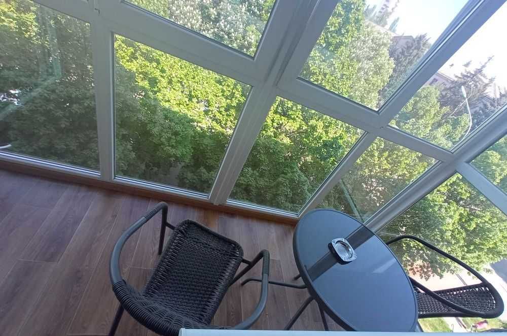 Романтична квартира- студія з дизайнерським ремонтом