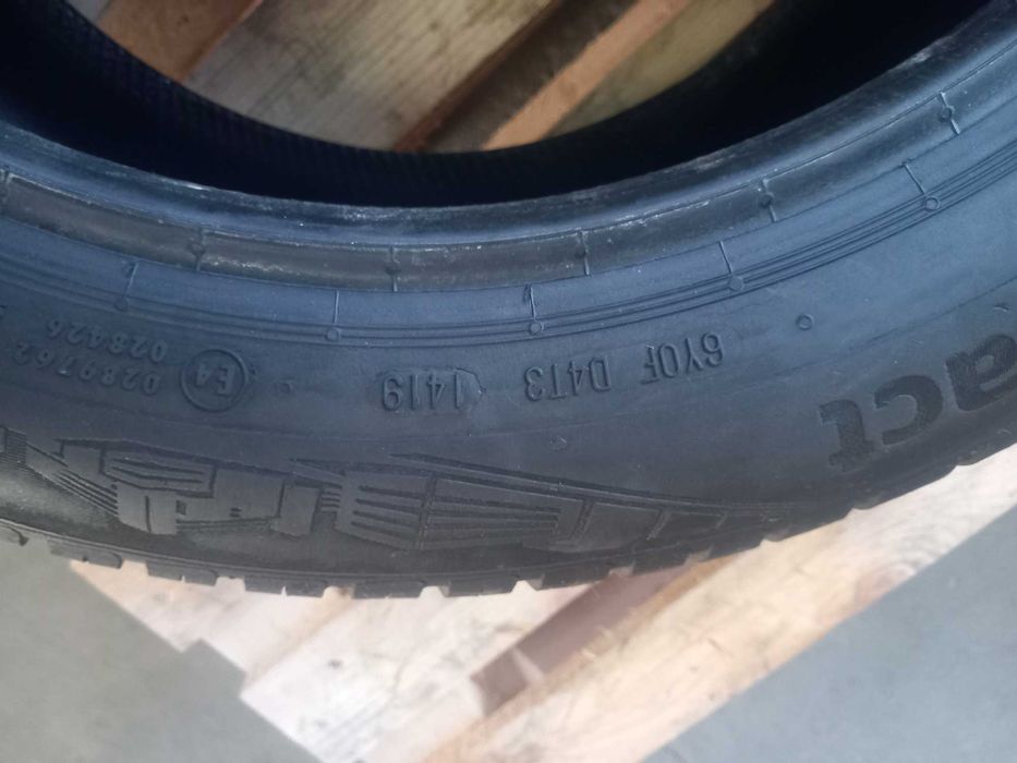 Opony wielosezonowe 205/55 R16 V XL Continental Komplet